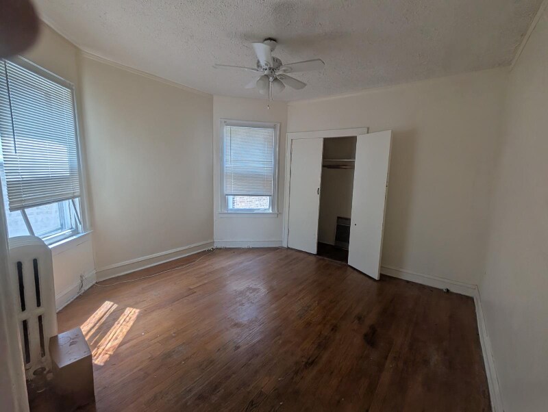 Building Photo - 8249 S Marshfield Ave