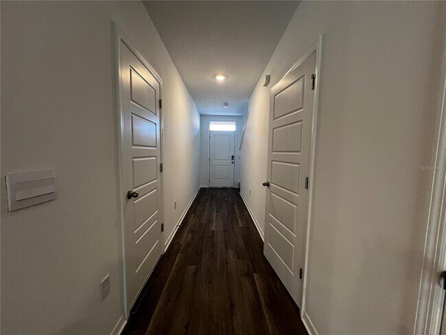 Building Photo - 2959 Canary Ave