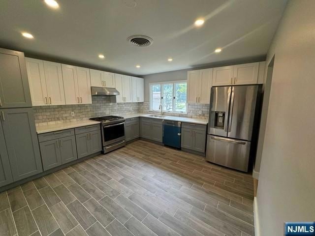 Building Photo - 27-14 Berdan Ave