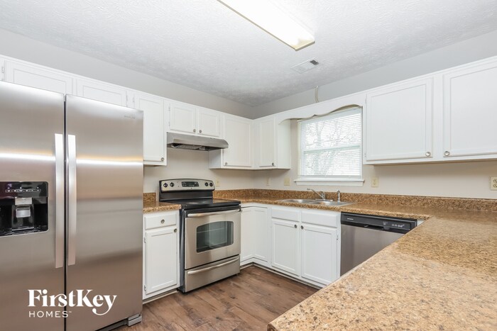 Building Photo - 8442 Glendevon Ct