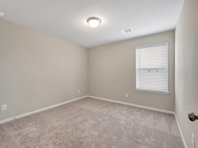 Building Photo - 13119 Everpine Trl