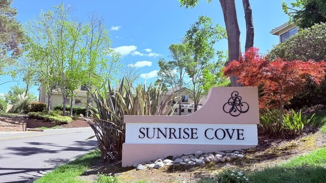 Building Photo - Gorgeous Two (2) Suites--- Executive Style 2BD/2.5BA + Loft, Two-Story TH at The Lake at Canyon L...