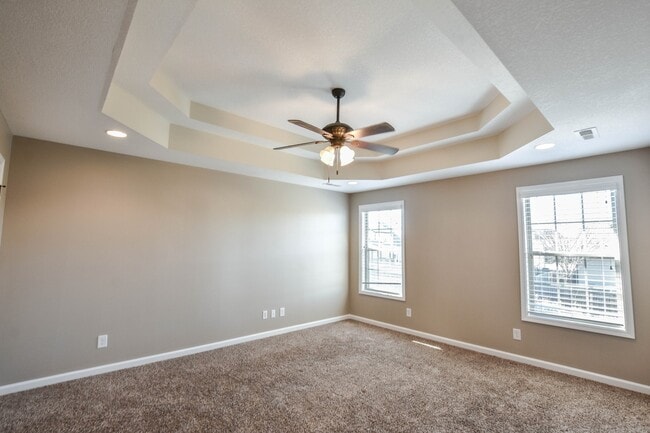 Building Photo - Pet Friendly in Fox Crossing!