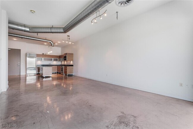 Building Photo - 200 Hoover Ave