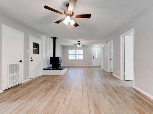 Building Photo - 3Bd/2Ba in Killeen, TX!