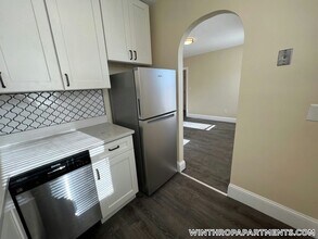 Building Photo - 87 Winthrop Shore Dr