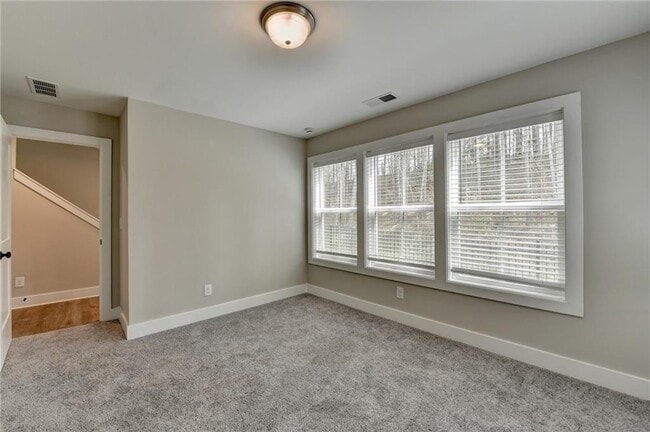 Building Photo - 106 Pinecone Pkwy