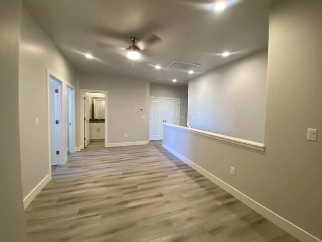 Building Photo - 3 BEDROOM SAND HOLLOW TOWNHOME FOR RENT!