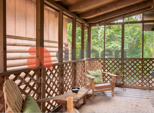 Building Photo - 2414 Briggs Ave