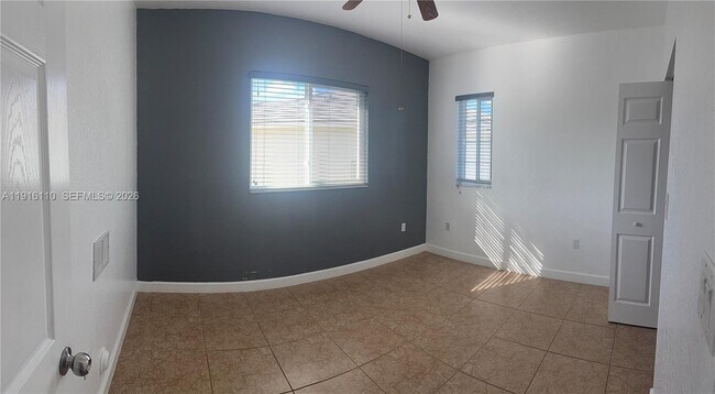 Building Photo - 3102 NE 3rd Dr