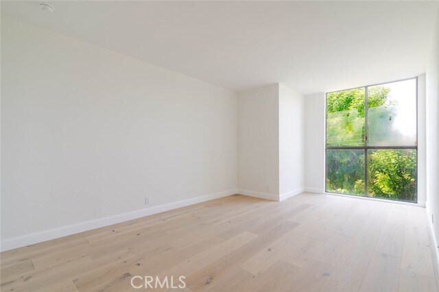 Building Photo - 1305 N Columbus Ave