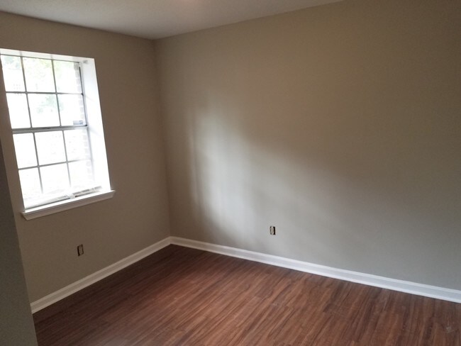 Bedroom #4 (Downstairs) - 5155 Cornell Dr