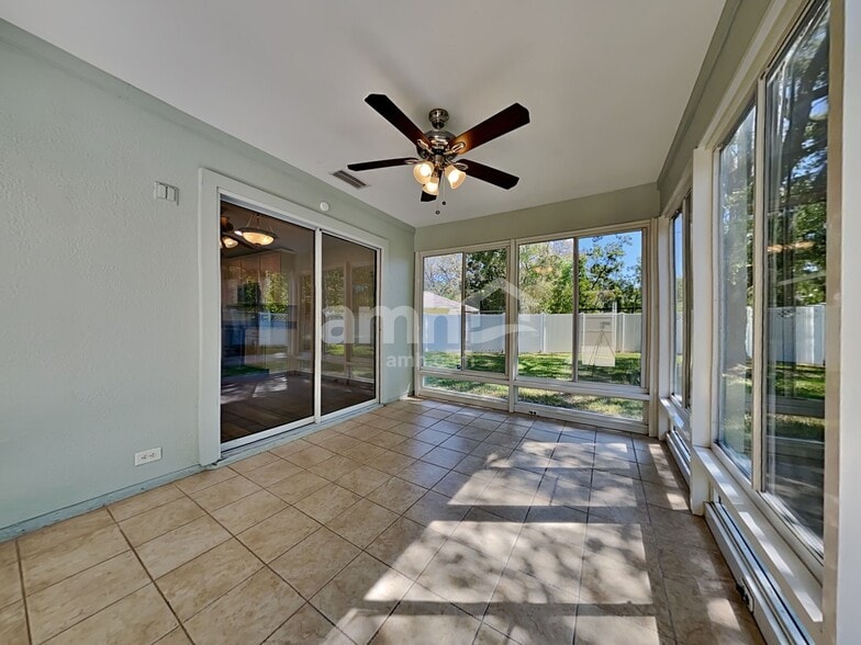 Building Photo - 408 Corklan Ct
