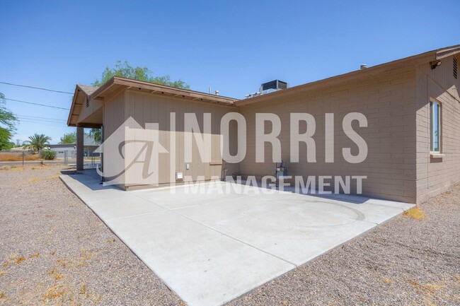 Building Photo - Great HOME with Options and NO HOA