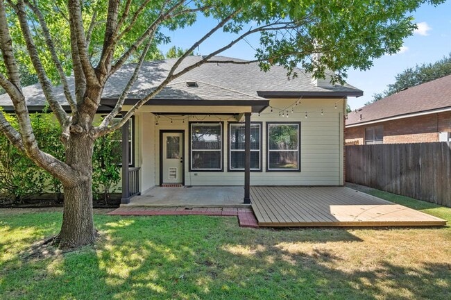 Building Photo - 2016 Melissa Oaks Ln