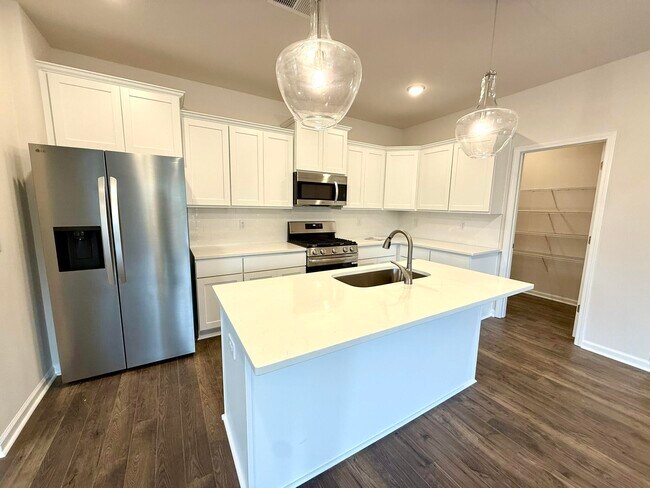 Building Photo - 9093 Malahide Ln