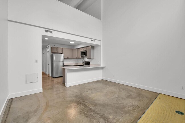 Building Photo - Make a Splash in the ol YWCA