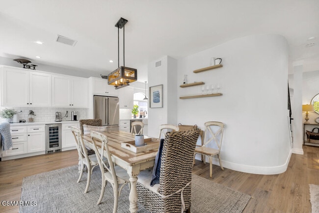 Building Photo - 1847 Fox Springs Cir