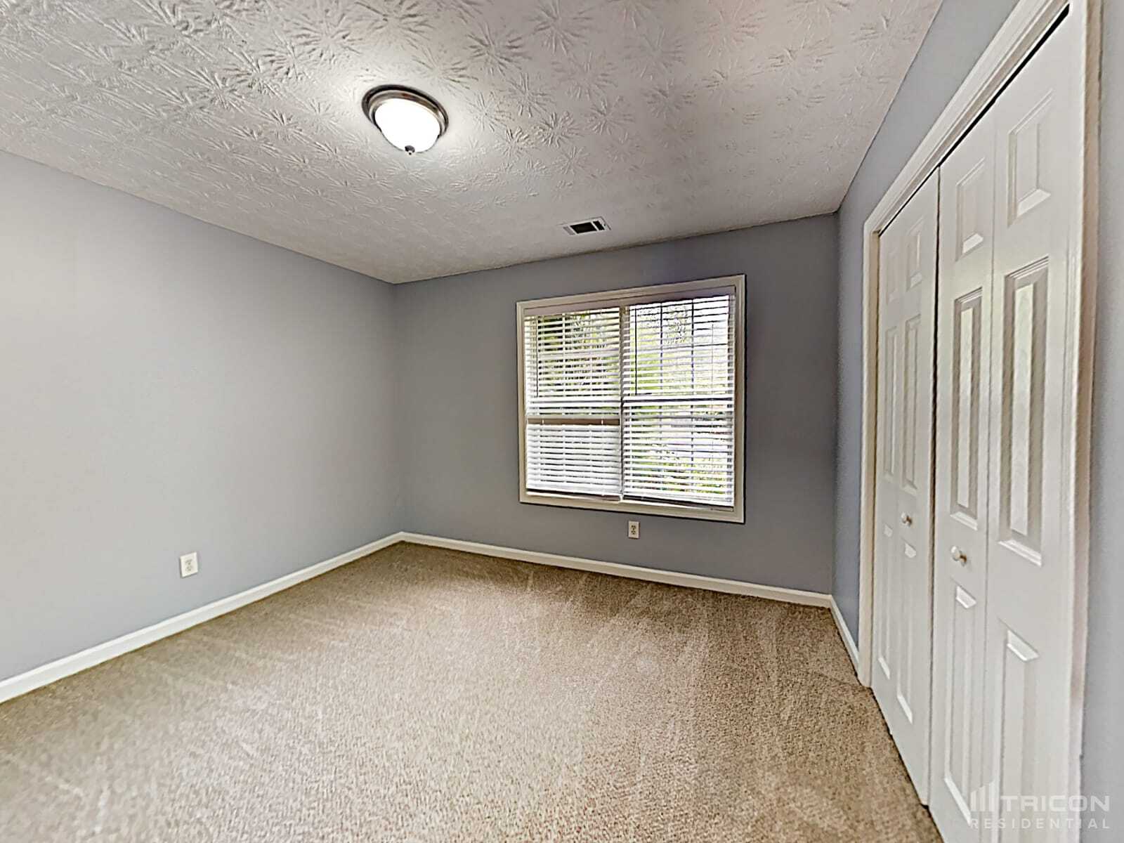Building Photo - 309 Cattlemans Cir