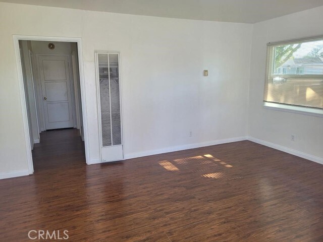 Building Photo - 966 Holly St