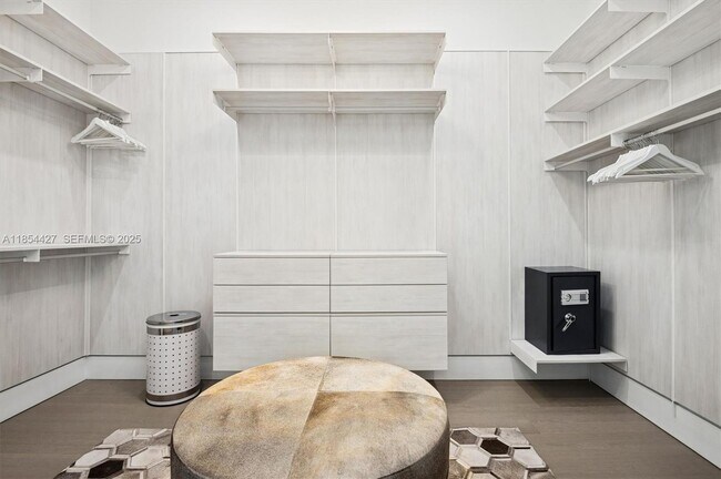 Building Photo - 2628 Marcinski Rd