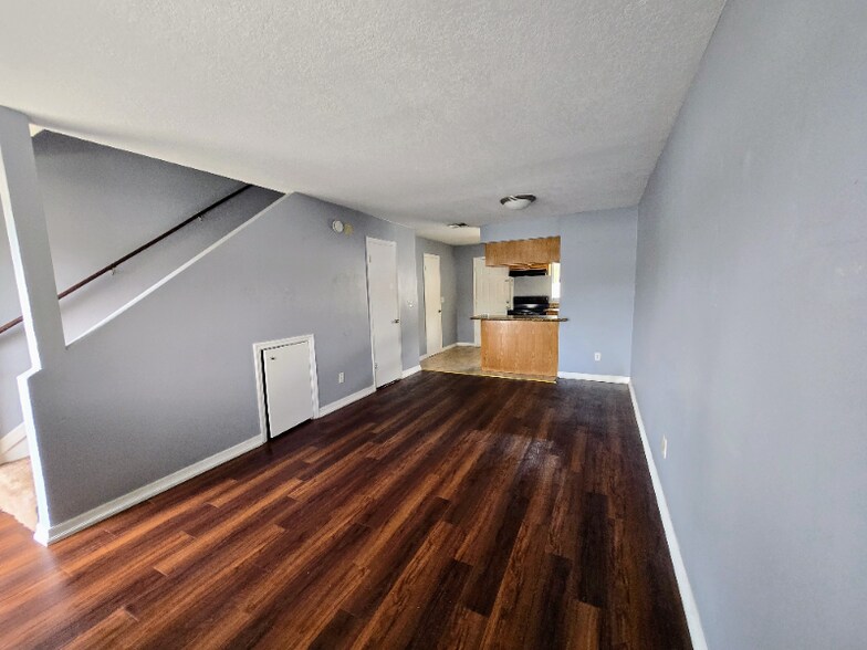 Building Photo - 37220 Majestic Oak Ct