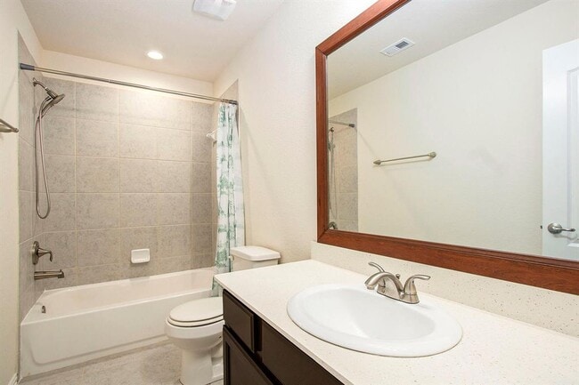 Building Photo - 2311 Langley Dr