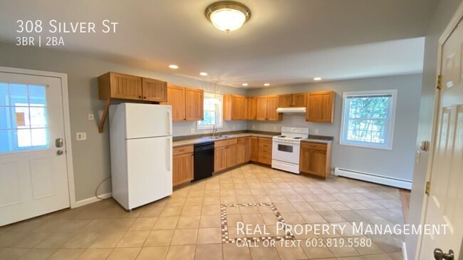 Primary Photo - 308 Silver St