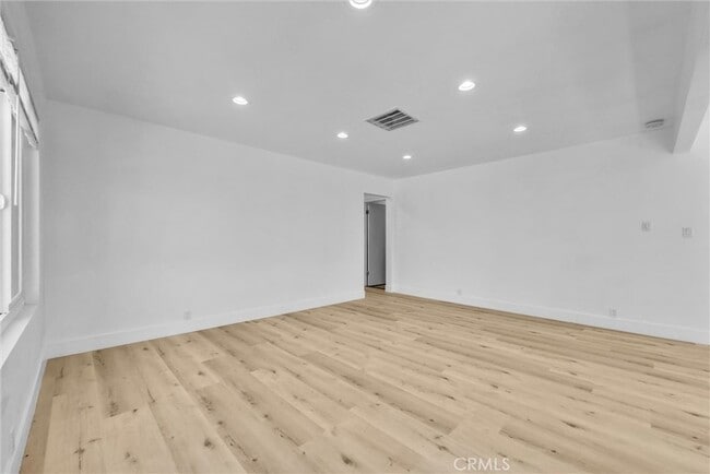 Building Photo - 5224 Hallowell Ave