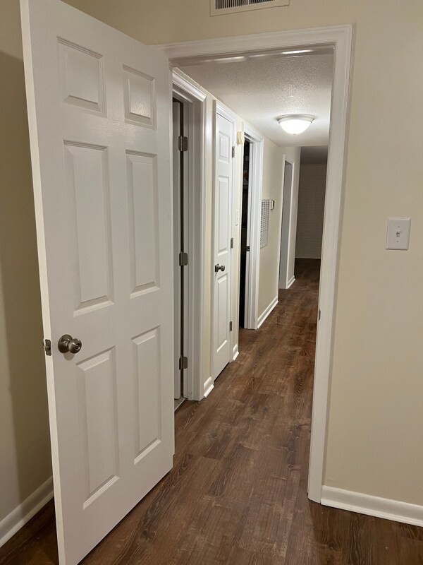 Building Photo - 116 Engleman Ave