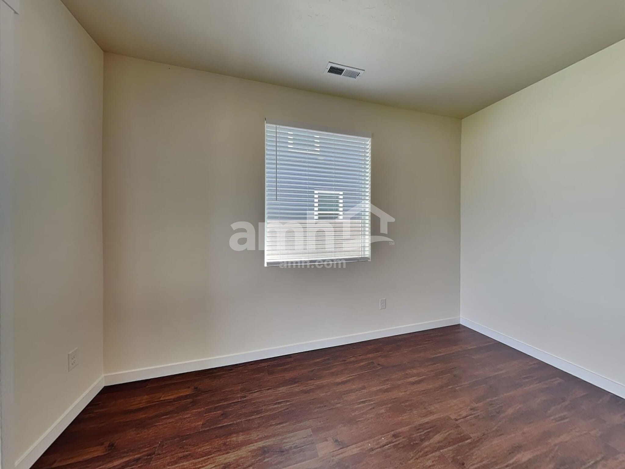 Building Photo - 9396 W Shumard St