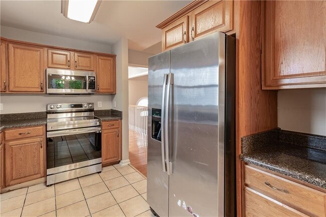 Building Photo - 705 Oxford Crest Ct NW