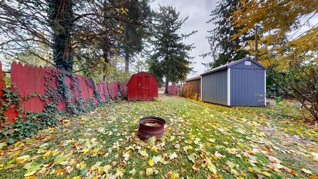 Building Photo - 2 bedroom in Shelby School District!