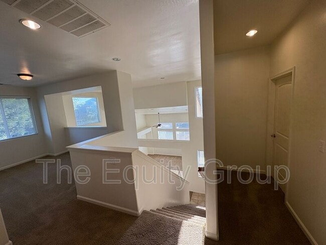 Building Photo - 1422 N PELAGO Ct
