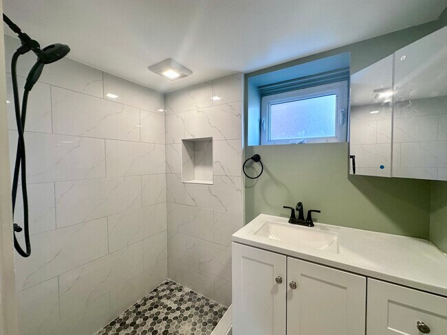 Bathroom - 118 Brightwood Ave