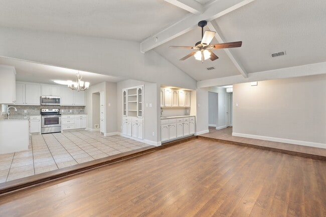 Building Photo - 6728 Fair Meadows Dr