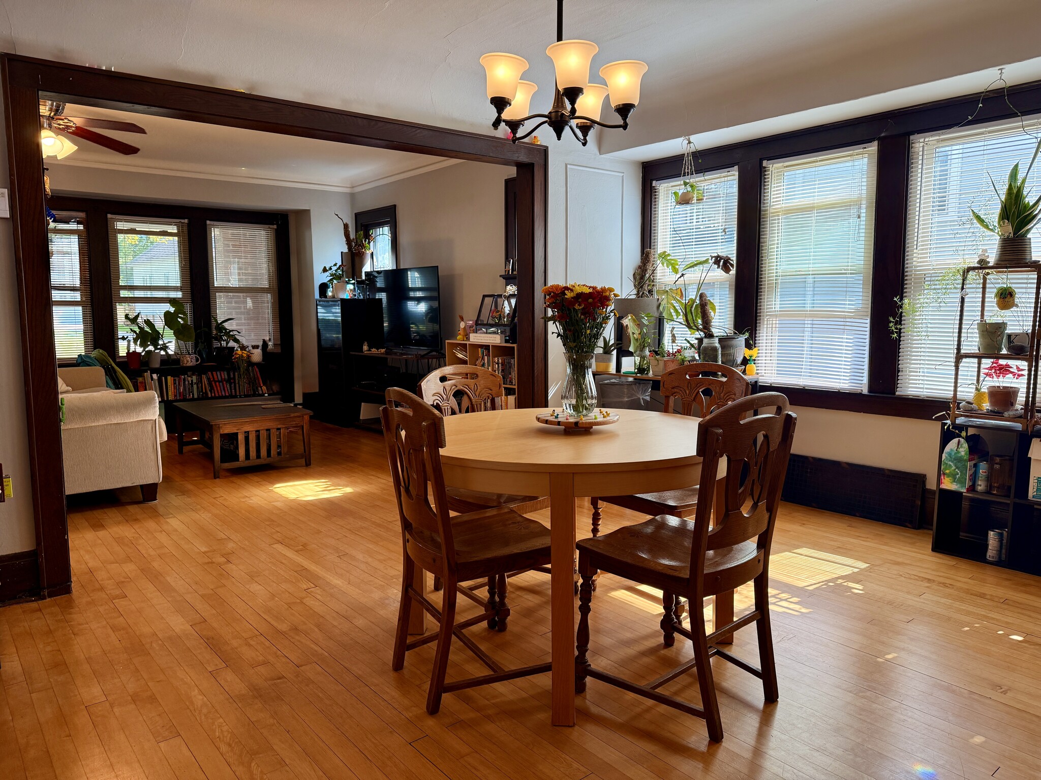 Building Photo - 541 N 62nd St