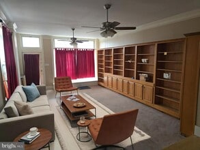 Building Photo - 4501 Edgemont St