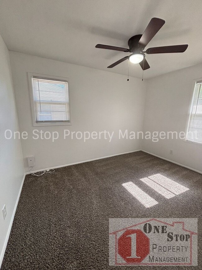 Building Photo - 4-bedroom, 2.5-bath in  Kansas City