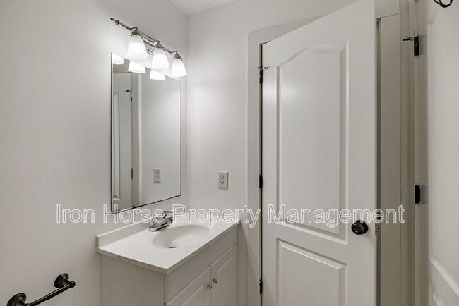 Building Photo - 205 Third Street