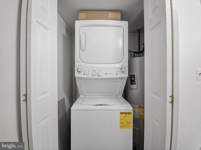 Building Photo - 7680 Tremayne Pl