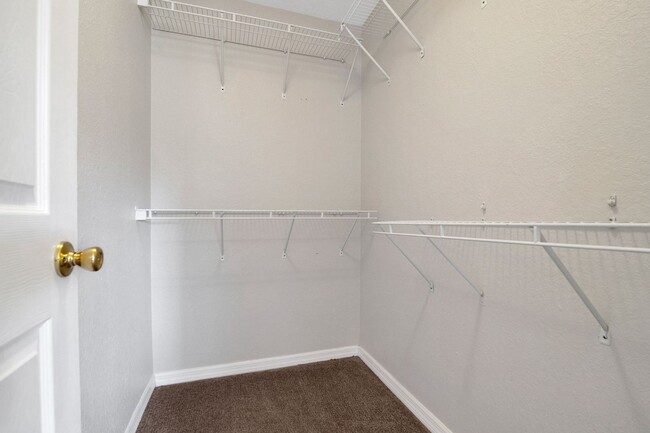Building Photo - Spacious 4BR House in Citra