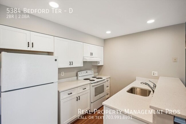 Building Photo - 5384 Bedford Terrace