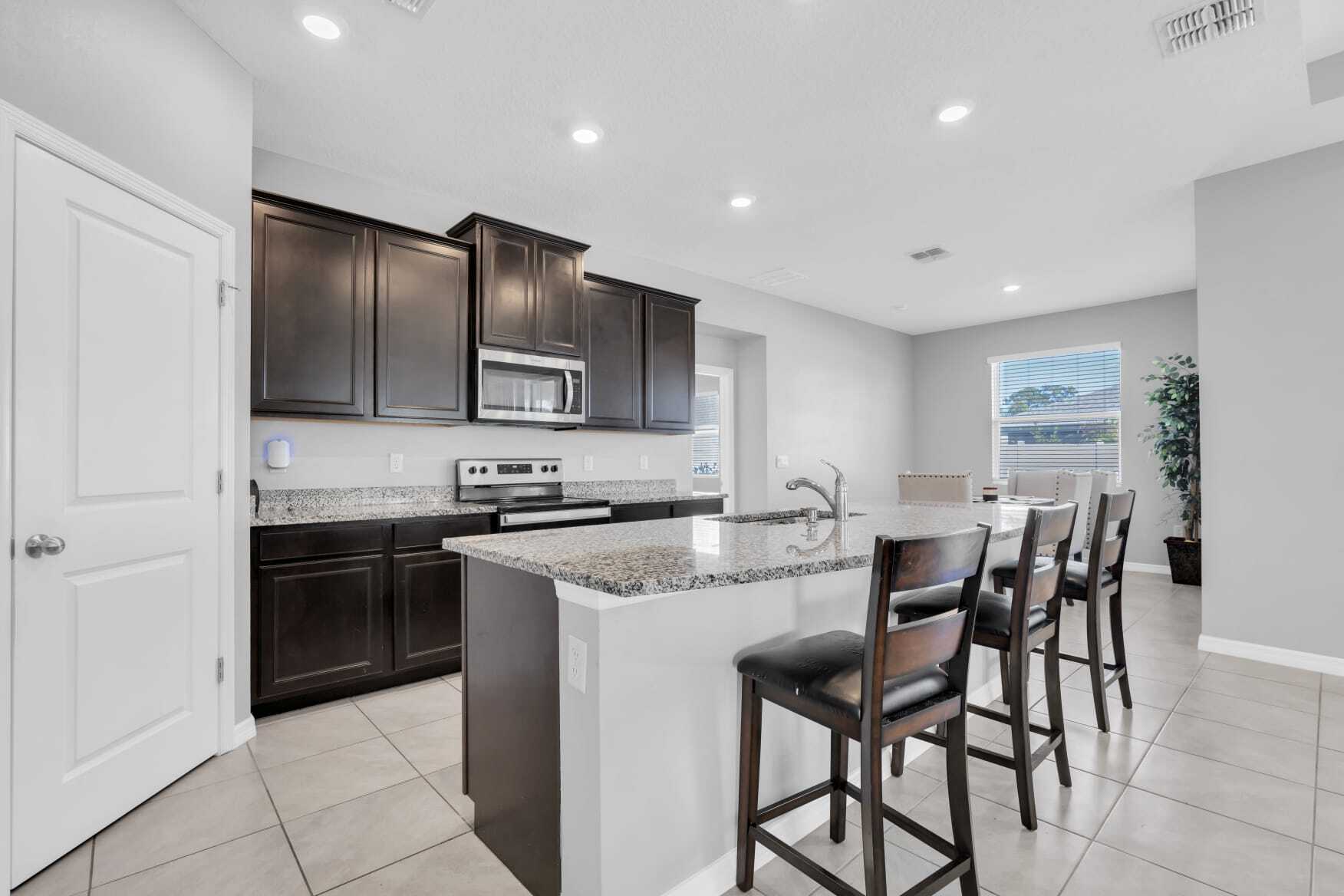Building Photo - 528 Ocean Spray Dr