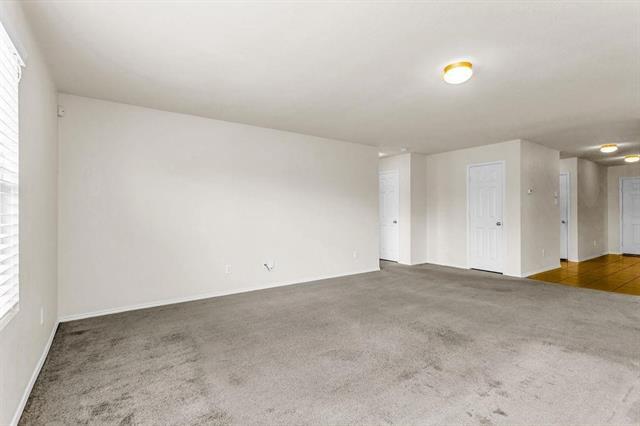 Building Photo - 133 Feverbush Dr