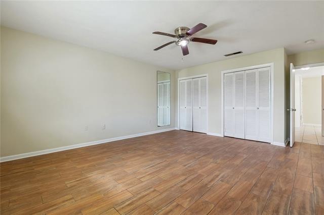 Building Photo - 141 N Betty Ln
