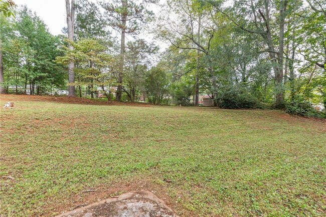 Building Photo - 3908 Bellair Dr