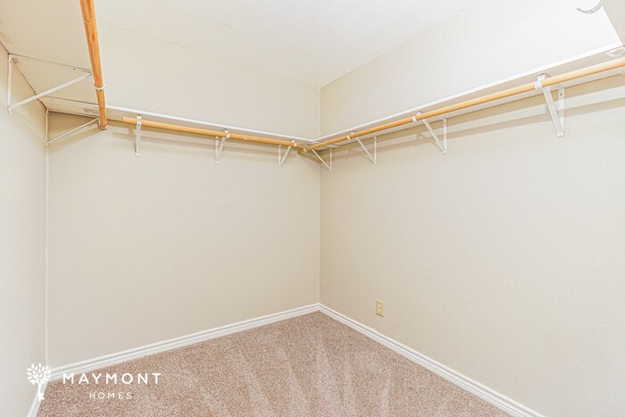 Building Photo - 106 Furlong