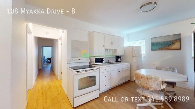 Building Photo - 108 Myakka Dr