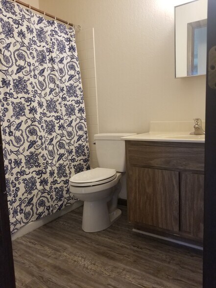 Building Photo - Parkview Apartments